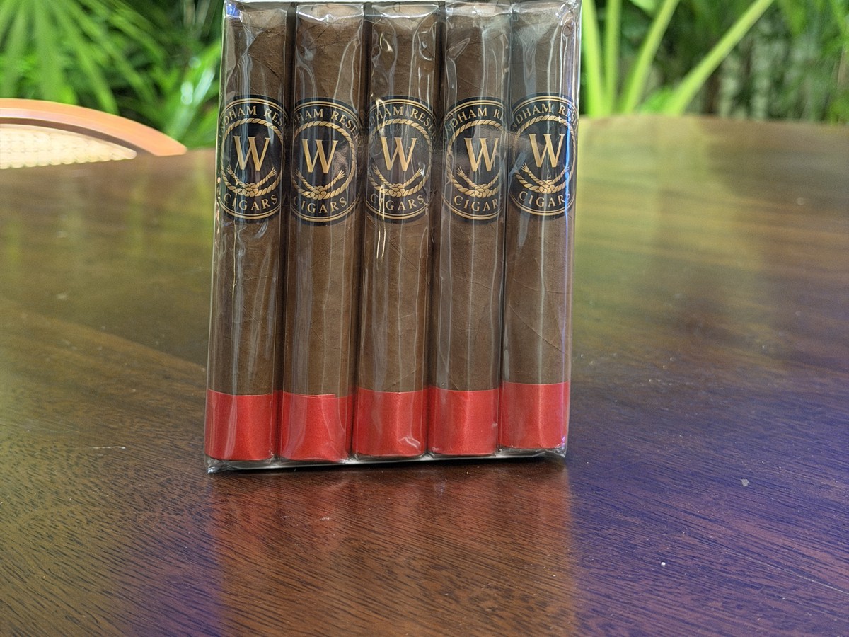 Five Habano Wyndham Reserve cigars